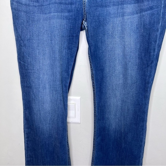Lee Riders Modern Mid Rise Bootcut Jeans Size 14 Denim Casual - Picture 3 of 8